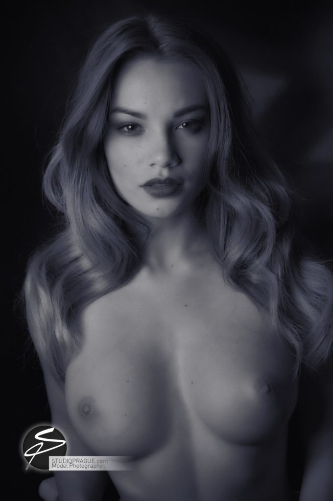 Art & Glamour Nude Models - StudioPrague Photo WOrkshops - Dan Hostettler Photography - 026