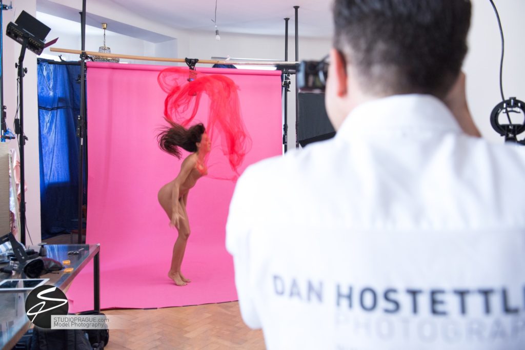 Behind The Scenes Impressions -Glamour Model Productions & Nude Photography Workshops - Creative Nudes - Dan Hostettler - 041